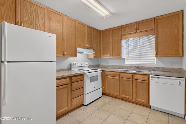 2618 ARLEX Drive E, Jacksonville, FL 32211