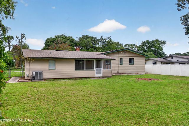 2618 ARLEX Drive E, Jacksonville, FL 32211