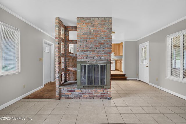 2618 ARLEX Drive E, Jacksonville, FL 32211
