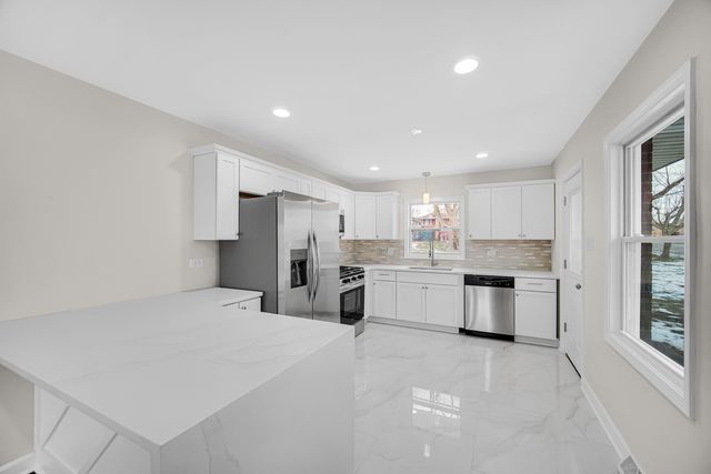 2800 174th Street, Hazel Crest, IL 60429