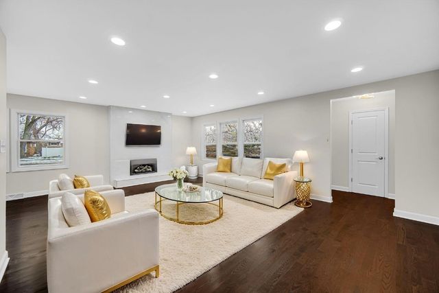 2800 174th Street, Hazel Crest, IL 60429