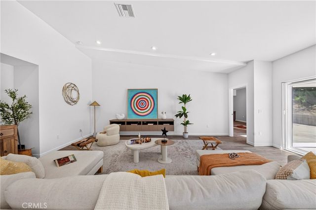 26582 Academy, Palos Verdes Peninsula, CA 90274