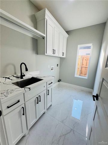 3275 Sherman Street, Edinburg, TX 78542