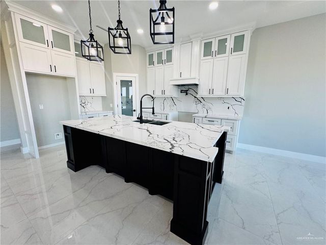 3275 Sherman Street, Edinburg, TX 78542