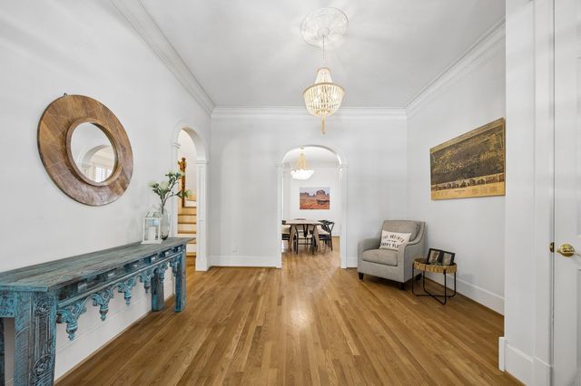 235 W 22nd Street, Houston, TX 77008