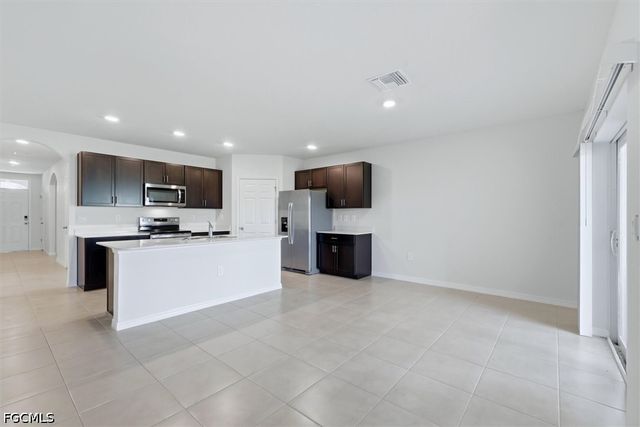 25118 Doredo DR, Punta Gorda, FL 33955