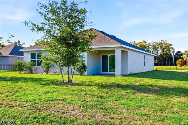 25118 Doredo DR, Punta Gorda, FL 33955