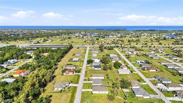25118 Doredo DR, Punta Gorda, FL 33955