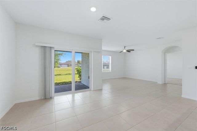 25118 Doredo DR, Punta Gorda, FL 33955