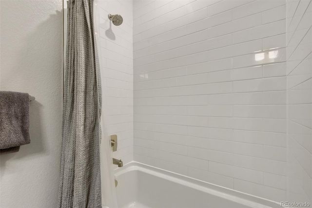 7002 Sagerock Road, Castle Pines, CO 80108