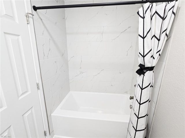 307 Deep Creek RD, Newport News, VA 23606