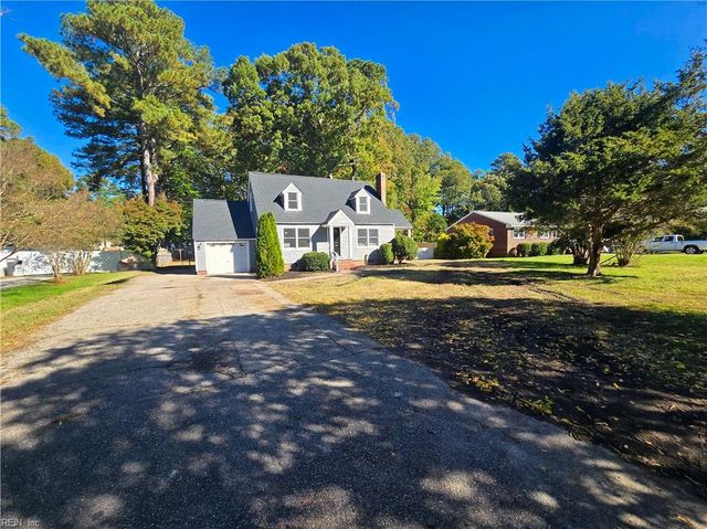307 Deep Creek RD, Newport News, VA 23606