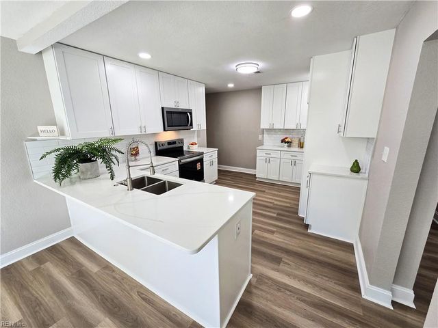 307 Deep Creek RD, Newport News, VA 23606