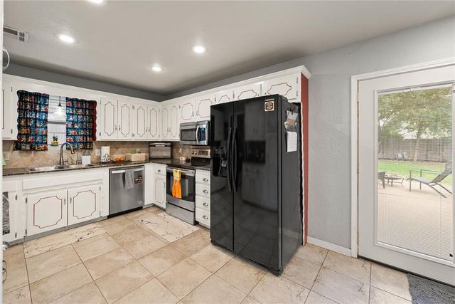 7601 Eastgate Drive, Oklahoma City, OK 73162