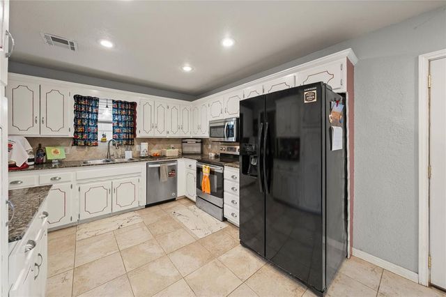 7601 Eastgate Drive, Oklahoma City, OK 73162