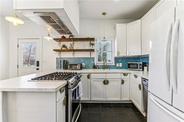 196 Reinhardt SE Street A, Atlanta, GA 30312