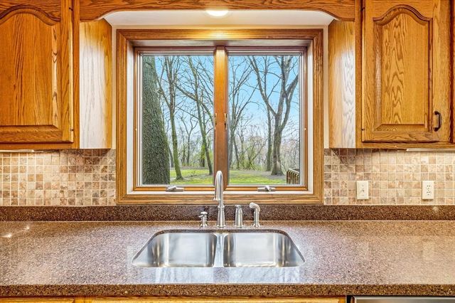 356 Audubon Lane, Hudson, WI 54016