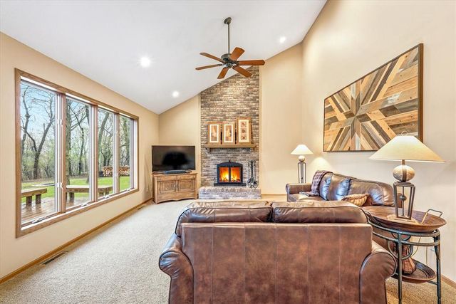 356 Audubon Lane, Hudson, WI 54016