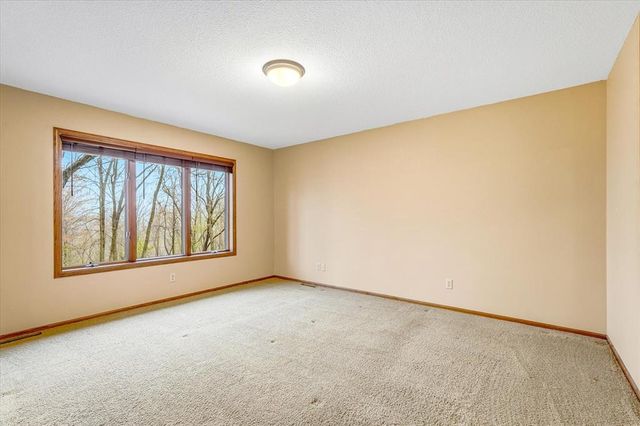 356 Audubon Lane, Hudson, WI 54016