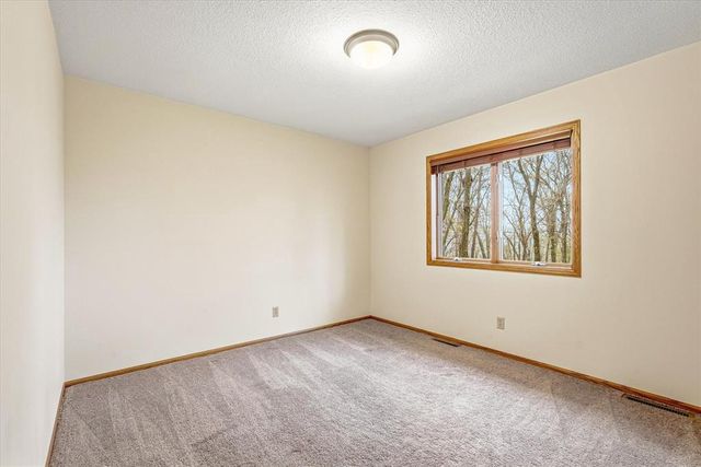 356 Audubon Lane, Hudson, WI 54016
