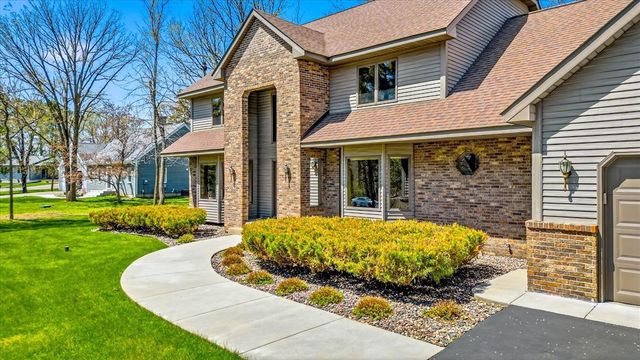 356 Audubon Lane, Hudson, WI 54016