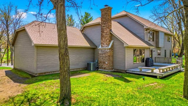 356 Audubon Lane, Hudson, WI 54016