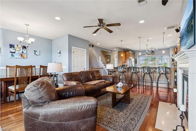 757 Charthouse CIR, Hampton, VA 23664