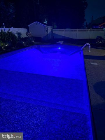 20 UNDERWOOD CT, Burlington, NJ 08016