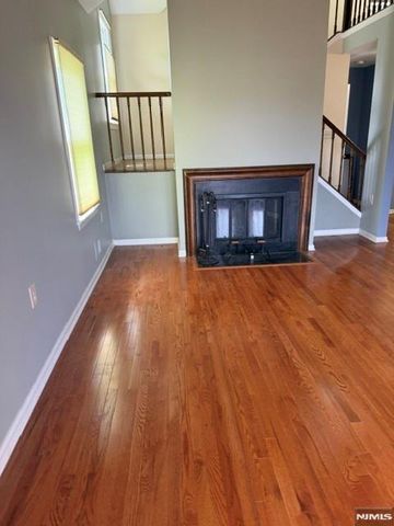 36 Barn Owl Drive, Hackettstown, NJ 07840