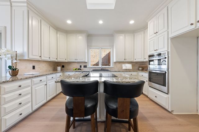 1211 Mackie Drive, Carrollton, TX 75007