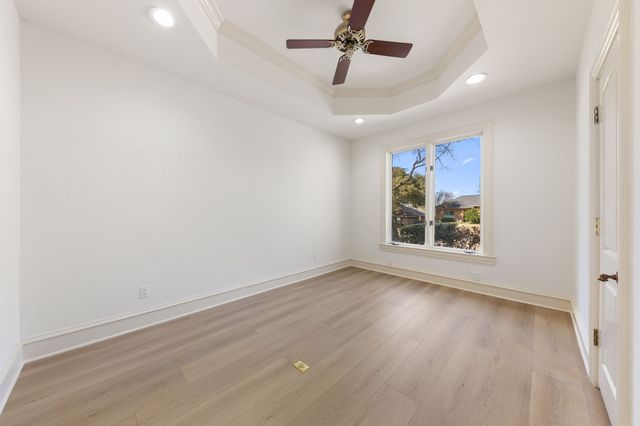 1211 Mackie Drive, Carrollton, TX 75007