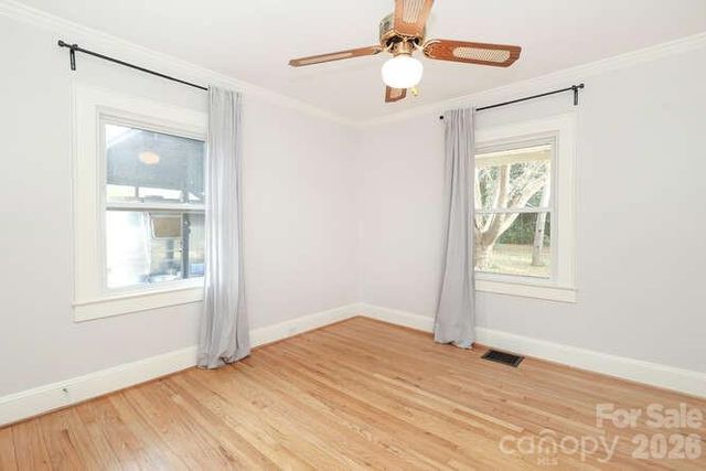 1609 Forsythia Circle, Charlotte, NC 28208