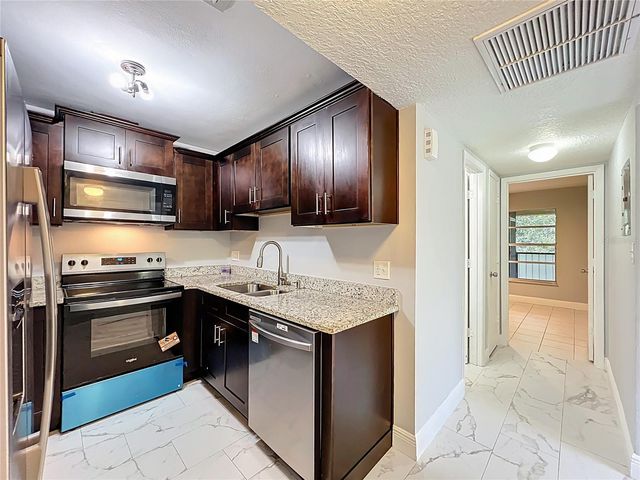 4800 S SEMORAN BOULEVARD 106, Orlando, FL 32822