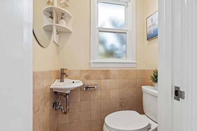 351 Jeter Street, Redwood City, CA 94062