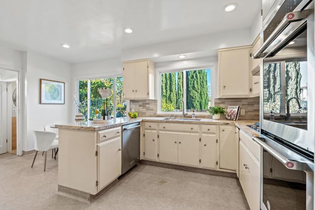 351 Jeter Street, Redwood City, CA 94062