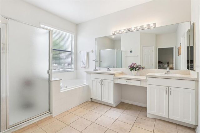 8051 SAINT JAMES WAY, Mount Dora, FL 32757