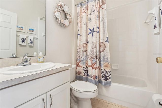 8051 SAINT JAMES WAY, Mount Dora, FL 32757