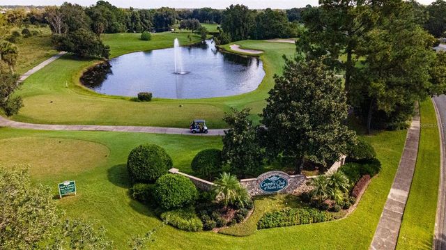 8051 SAINT JAMES WAY, Mount Dora, FL 32757