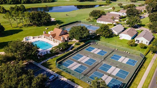 8051 SAINT JAMES WAY, Mount Dora, FL 32757