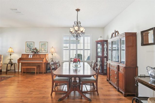 8051 SAINT JAMES WAY, Mount Dora, FL 32757