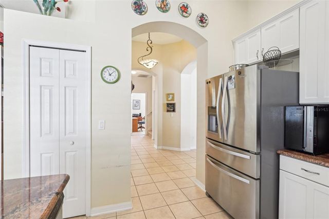 8051 SAINT JAMES WAY, Mount Dora, FL 32757