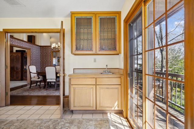 4201 Garden Hwy, Sacramento, CA 95834