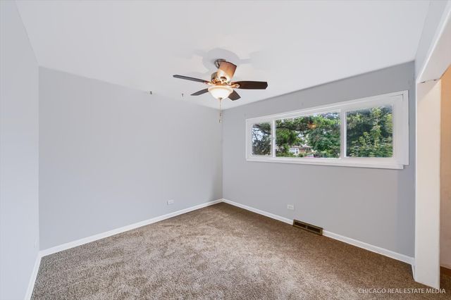 314 E Vermont Street, Villa Park, IL 60181