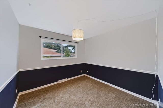 314 E Vermont Street, Villa Park, IL 60181