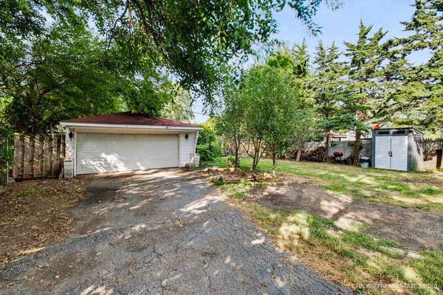 314 E Vermont Street, Villa Park, IL 60181