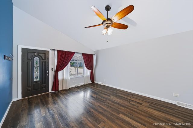 314 E Vermont Street, Villa Park, IL 60181