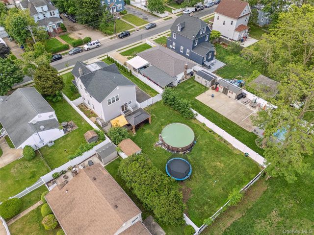 81 Pearsall Avenue, Freeport, NY 11520