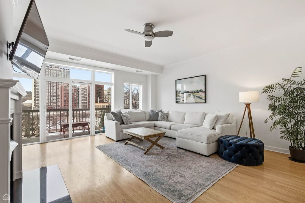 508 W Melrose Street 6C, Chicago, IL 60657 — photo 2