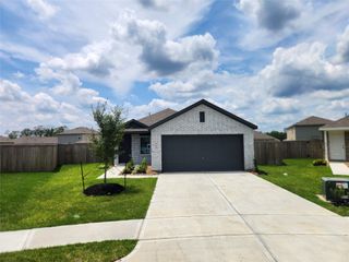 905 Coperchiata Circle, Huffman, TX 77336