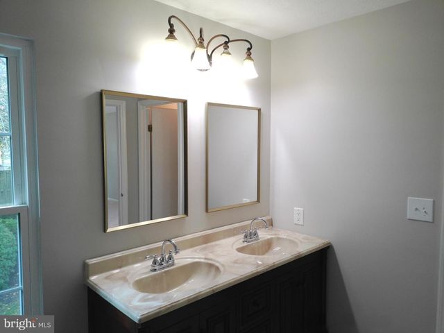10888 BEECH CREEK DR NW, Columbia, MD 21044